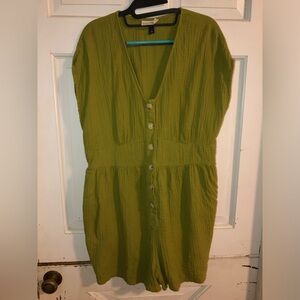 Universal Thread romper